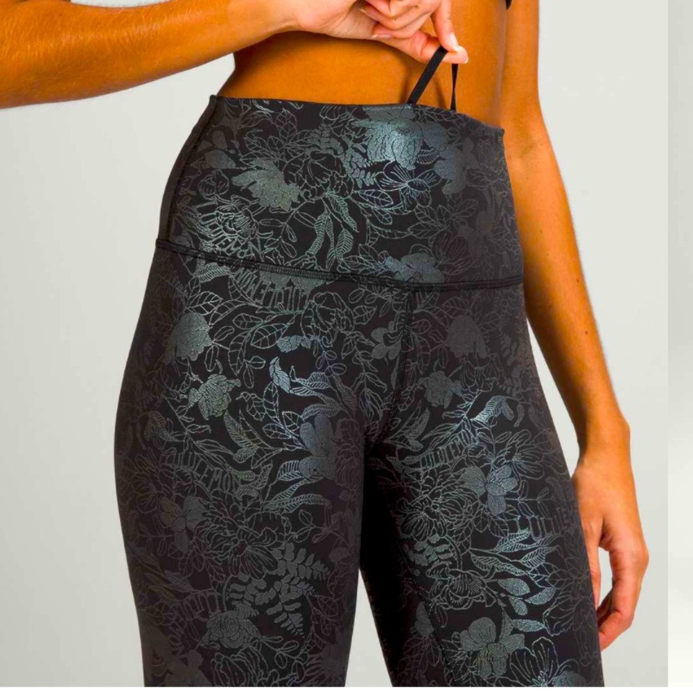 Lululemon Wunder Train High-Rise Tight in Foil Green